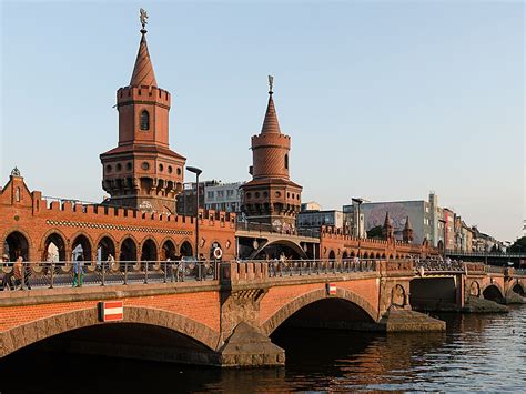 Oberbaumbrücke In Friedrichshain Kreuzberg Berlin Deutschland Sygic