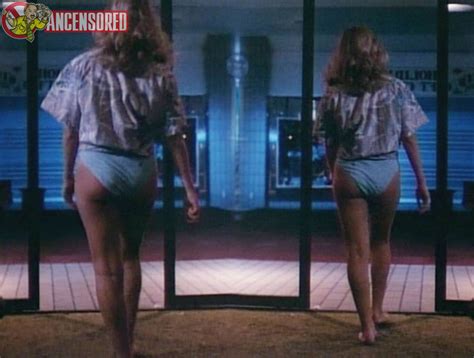 Naked Suzee Slater In Chopping Mall