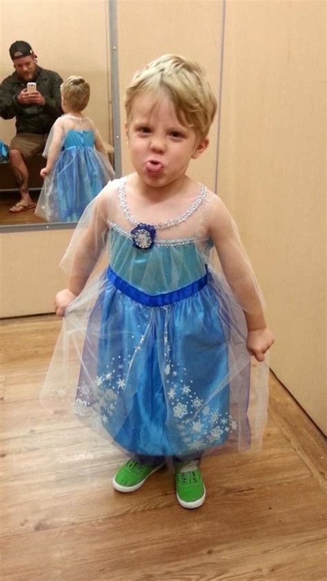 Little Boy Dressed In Elsa Costume Goes Viral