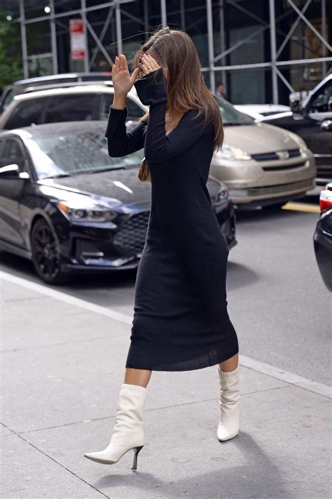 Jun 29, 2021 · the 1990s are back and emily ratajkowski is all over the throwback trends. emily ratajkowski seen wearing a black long dress and ...