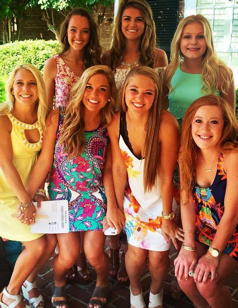 Pnms At Alabama Recruitment Sorority Style And Southern Fashion
