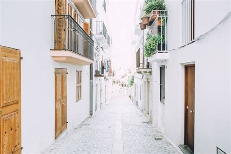 Discover The Delights Of Ibiza Old Towns Culinary Scene