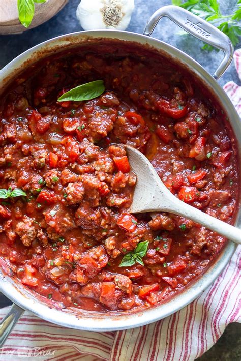 Quick and Easy Sausage Marinara Sauce Recipe - Fox and Briar