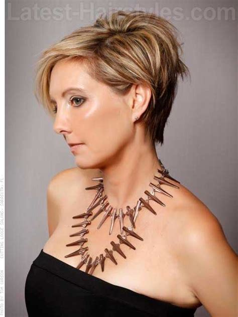 Round Face Pixie Cut With Bangs - The Perfect Pixie Hair Cut For Your Face Shape
