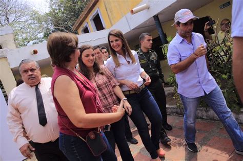 Hoy, en la ciudad portuaria de santos, disputará la última fecha: Hoy estamos poniendo otra primera piedra para otro colegio ...
