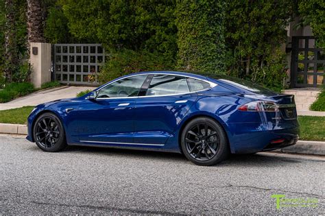 Deep Blue Metallic Tesla Model S With 20 Tss Flow Forged Wheels In Ma