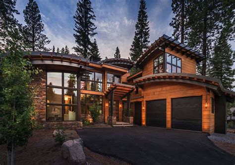 Modern Mountain Home Exterior Design