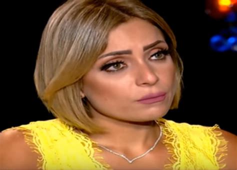 عرضت الفنانه ريم البارودي صور اخر جلسه تصوير لها و وكانت تلبس فستان من تصميم الفنان احمد عبدالله حبيت أعرض طريقه رسم الباترون هو بياخد حوالي خمسه متر ونص قماش. صورة- إلى من وجهت ريم البارودي هذه الرسالة؟ | خبر | في الفن