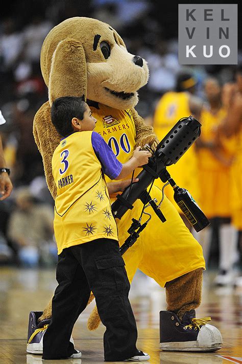 Lakers Mascot Ranking Nba S Mascots From Worst To Best Talkbasket Net