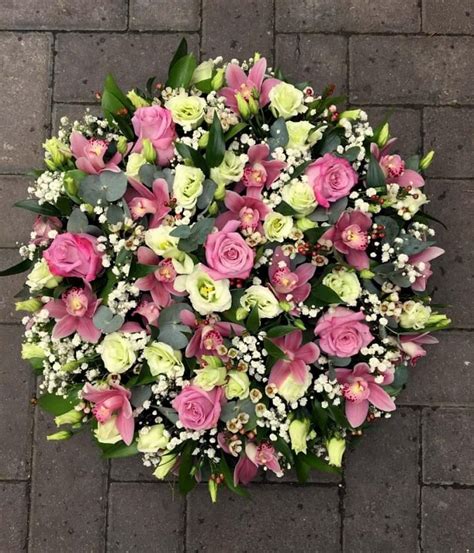 Funeral Posies Funeral And Sympathy Flowers From Springfield Florist Of