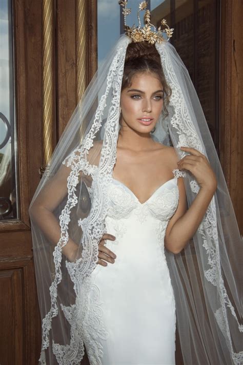 The latest wedding dresses from designer galia lahav have arrived at our luxury bridal salon! 24 Fabulously Unique Wedding Dresses by Galia Lahav's ...