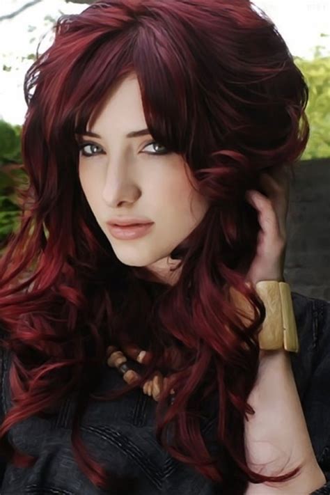 Auburn hair colour offers beautiful red and brown hues that are a welcome change from the lighter colours of summer. Pin on Hair