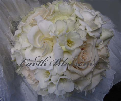 Bouquets, enchanting, pastel, wedding, wedding bouquets. Earth Blossoms Flowers: Romantic Wedding Bouquets