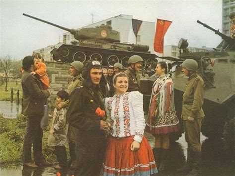 soviet army tankmen in czechoslovakia soviet army military forces warsaw pact