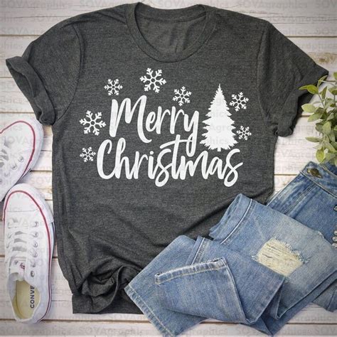 Pin By Janett Dudziak On Cricut Crafting Ideas Christmas T Shirt