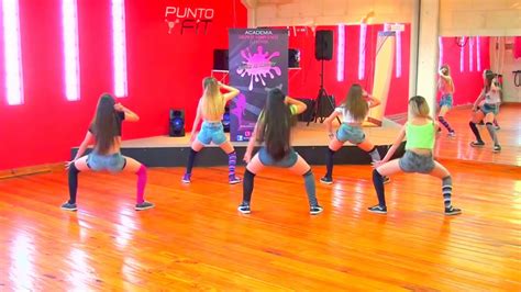 Mujeres Bailando Mueve El Toto Youtube