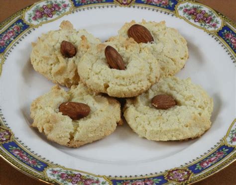 Decorate them with the almonds, cherries, or colored sugar. Almond Flour Cookies | Recipe | Almond flour cookies ...