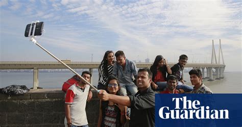 Mumbai Enforces No Selfie Zones After String Of Fatal Accidents