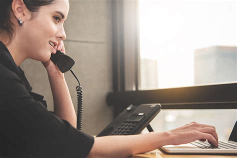 5 Telephone Answering Tips For Customer Service Reps Voicelink