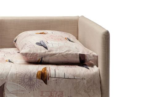 Testiera lettotestiera testata letto singolo in rattan 88x116cm adami mieletestiera letto singolo in rattan colore miele.caratteristiche tecnichedimensioni (lxaxp): Accessori per letto singolo Antigua