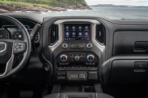 Like Silverado New Gmc Sierra Features Front Air Curtains Gm Authority