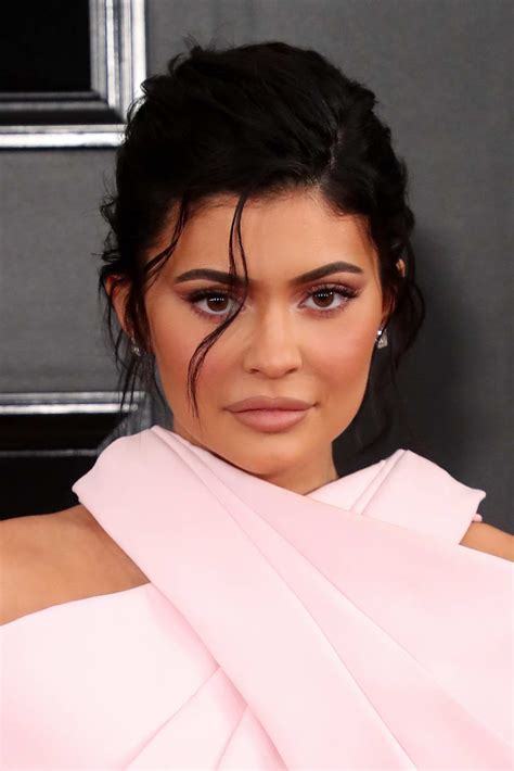 Kylie Jenner 2019 Grammy Awards In Los Angeles Fashion Style