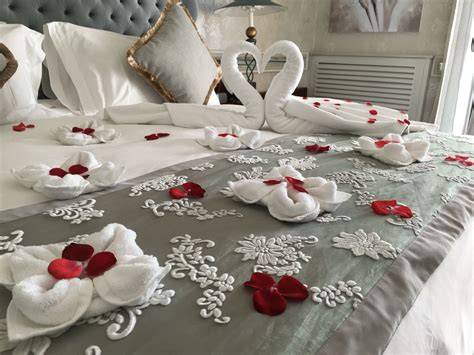 15 tips to decorate a romantic bedroom for valentines day bedroom romantic 15 tips to inexpensive romantic valentine's day bedroom ideas spa set up best romantic bedroom. Honeymoon set up | Bridal room decor, Romantic room ...