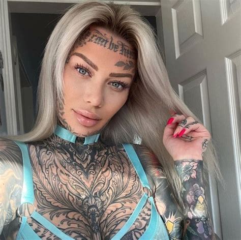 Britain S Most Tattooed Woman Flaunts K Ink Collection In Sparkly Dress Daily Star