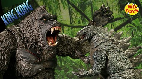 Skull island (2017), and godzilla (2014), it is the fourth film in legendary's monsterverse. New Ultimate King Kong Of Skull Island Unboxed Mezco Toyz ...