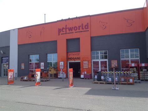 Words can't explain the pet world experience but we'll try. Petworld - åbningstider, adresse, telefonnummer