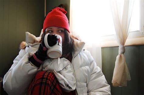 How can you keep the chill away without spending lots of money on energy bills? 12 Ways to Stay Warm During Winter Without Burning Cash ...