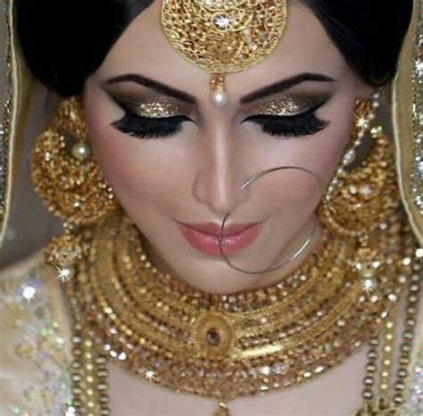 Pin By Maryam On Indianpakistani Girls World Bridal Makeup Images