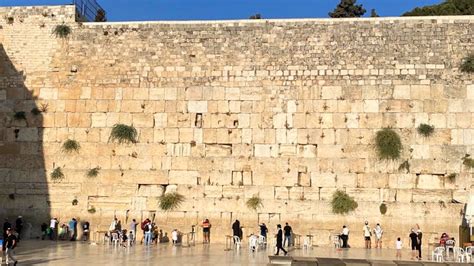 Western Wall Jerusalem Visitors Guide 2024
