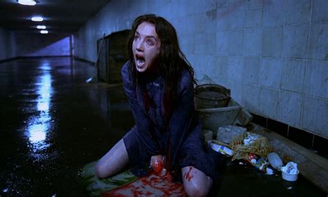 #iwona petry #szamanka #andrzej zulawski #film. Garotas Geeks | 5 atuações intensas que fizeram seus ...