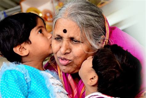 The Inspiring Story Of Padma Shri Awardee Sindhutai Sapkal Mother Of Orphans The Goodness Journal