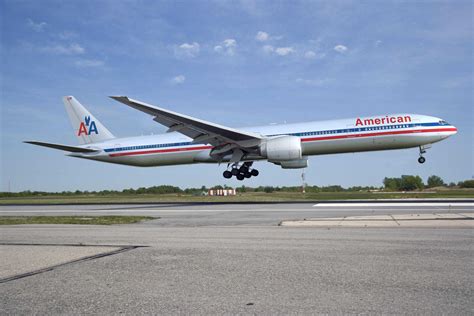 A Fost Livrat Primul Boeing 777 300er American Airlines