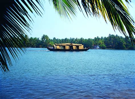 Book cheap, budget and luxury hotels at best price from leading hotel booking site. 10 Best Places to Visit in Kerala - Tourist Places in Kerala