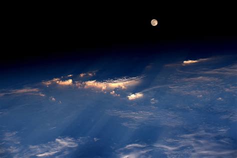 Space Station View Of The Full Moon Earth From Space Space Photos