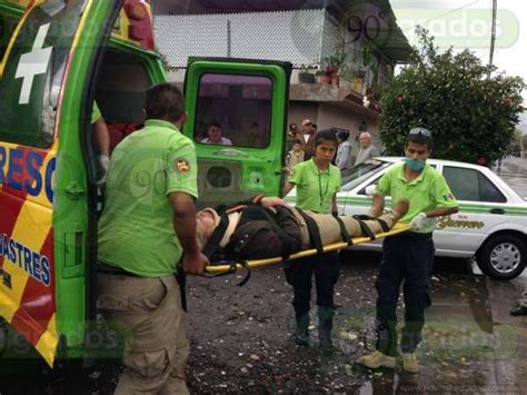 Tras Accidente Vial Abandonan A Dos Mujeres Heridas En Uruapan Michoacán