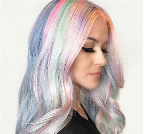 Colour Changing Hair Dye Exists And Its Incredible