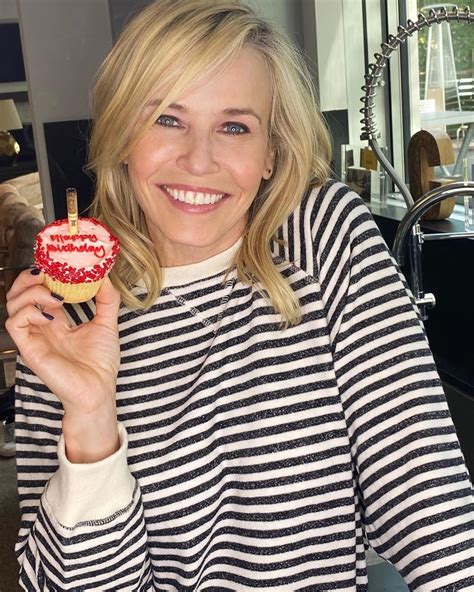 Chelsea Handler Exposes Her Bare Body In Book Reading Thirst Trap