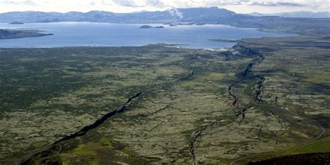 Icelandic Faults A Section Of Rift Rift Outdoor Water