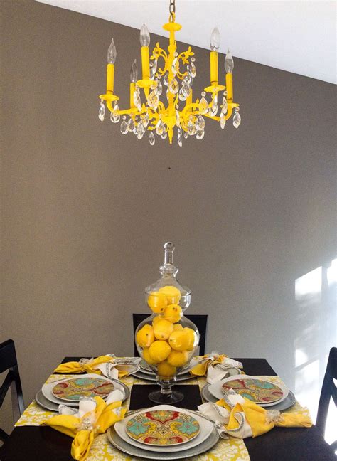 Add Bright Yellow And Black To A Simple Room And You And Your Guests