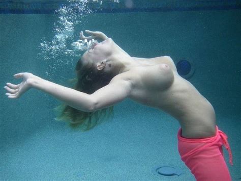 Naked Women Swimming Underwater My Xxx Hot Girl