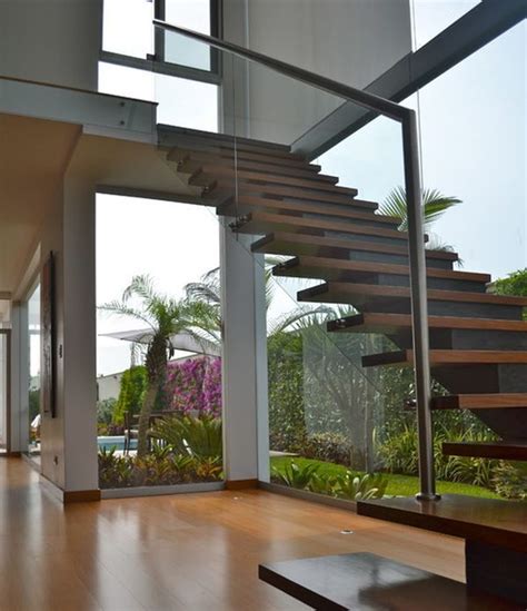 Suspended Style Floating Staircase Ideas For The Contemporary Home