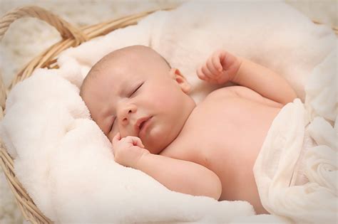 Skincare For Babies 7 Tips To Keep Your Newborns Skin Healthy