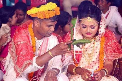 Here are some of the amazing wedding rituals of an assamese wedding, which will make you want to attend one right now! Which are types of Indian marriage? | Wed Web Blogs