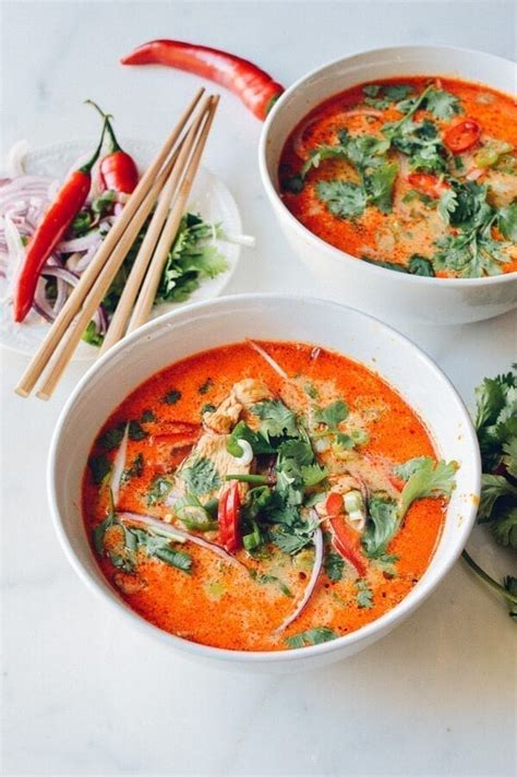 15 Minute Coconut Curry Noodle Soup The Woks Of Life