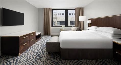 Hotels Downtown Indianapolis Hilton Indianapolis