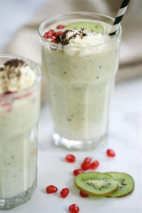 These healthy kiwi recipes for everything from cake and popsicles to kiwi salsa will inspire you to make these fruits a regular part of your routine. Easy Kiwi and Banana Smoothie Recipe